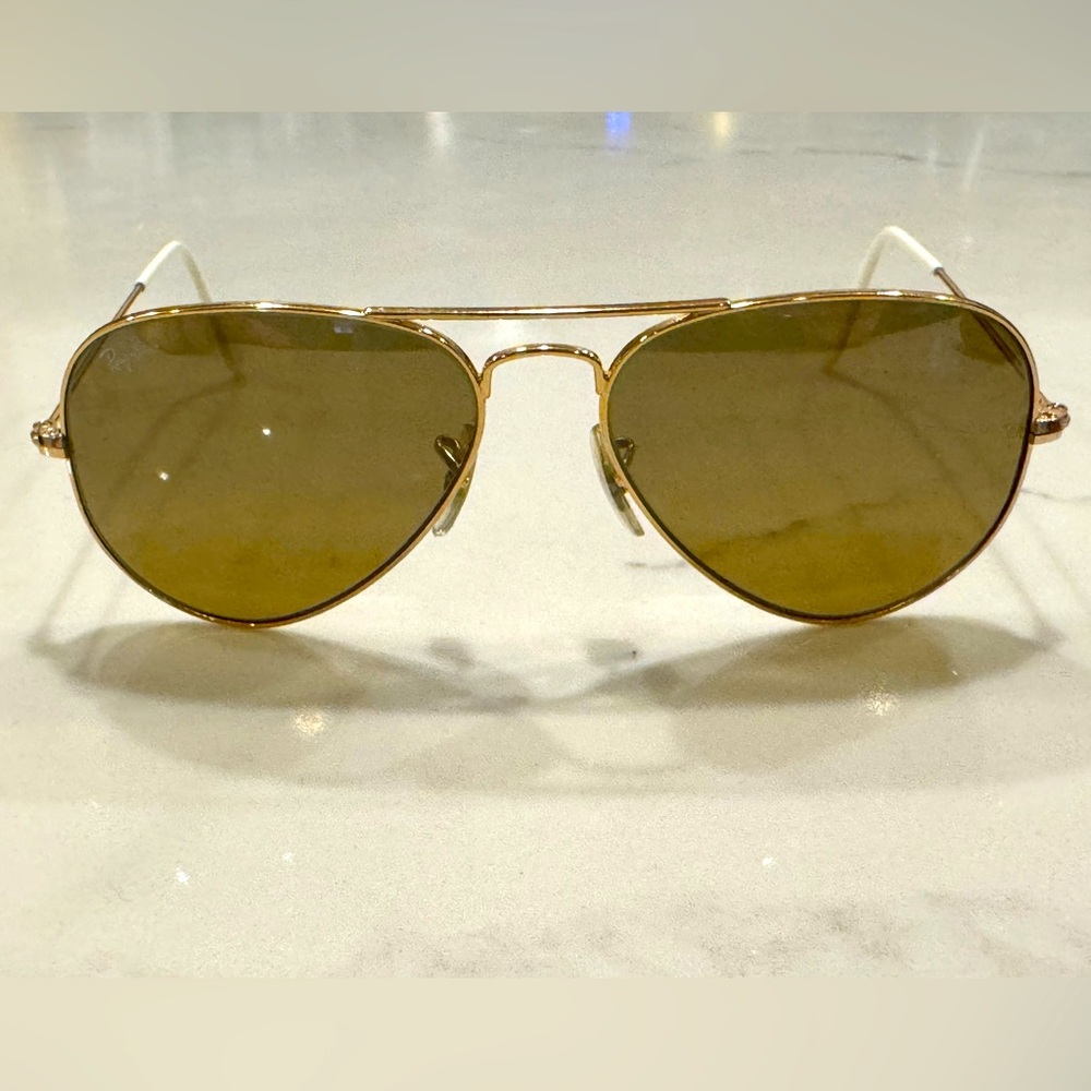 Ray-Ban. Aviator sunglasses. Excellent condition. Case also excellent.